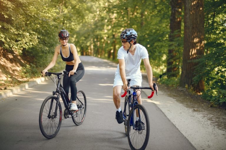 Exploring Canada’s National Parks by Bike: A Guide for Outdoor Enthusiasts